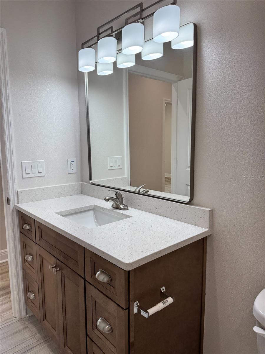 Single Family Residence in DADE CITY FL 13532 14TH STREET 55.jpg