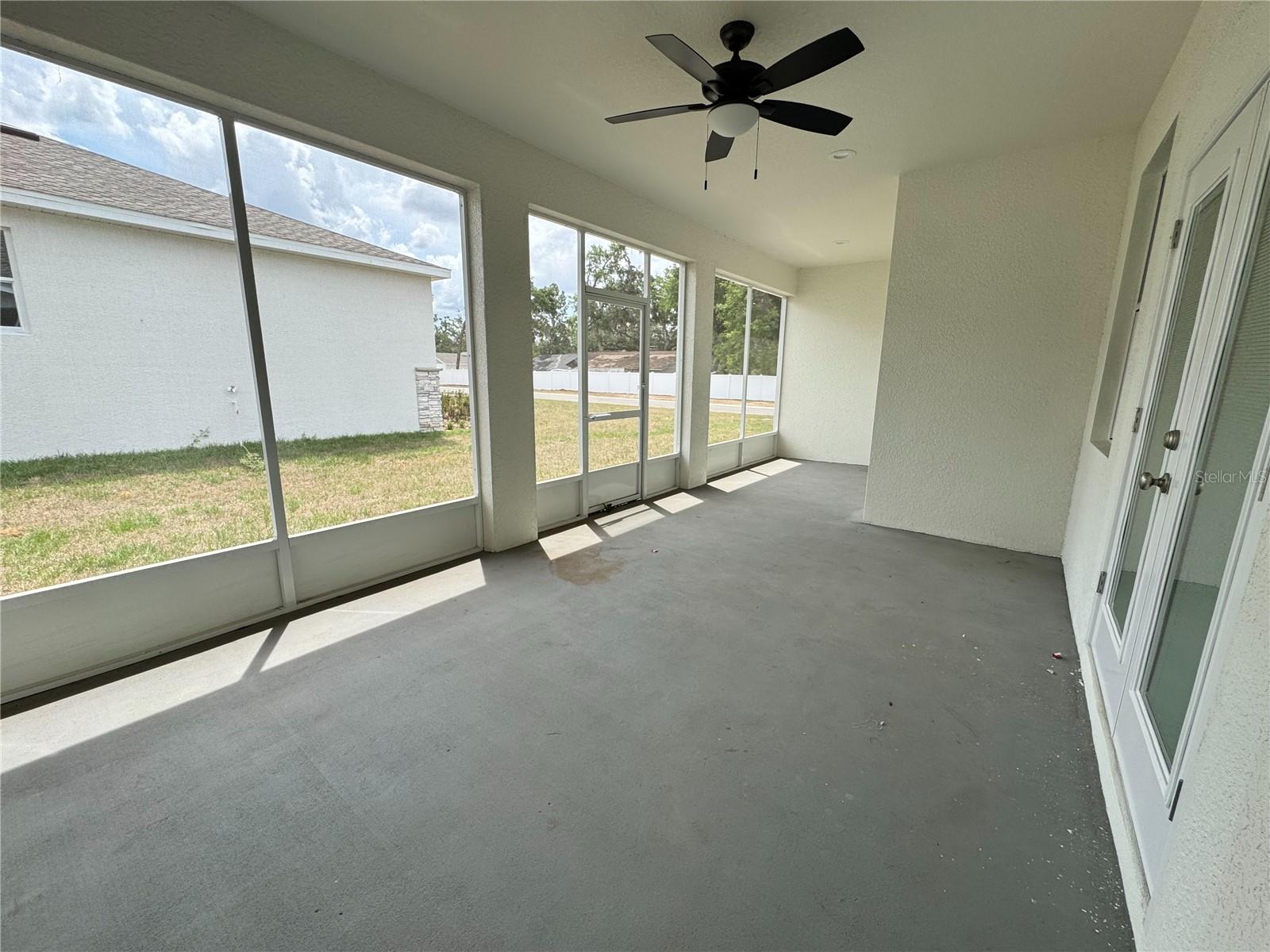 Single Family Residence in DADE CITY FL 13532 14TH STREET 68.jpg