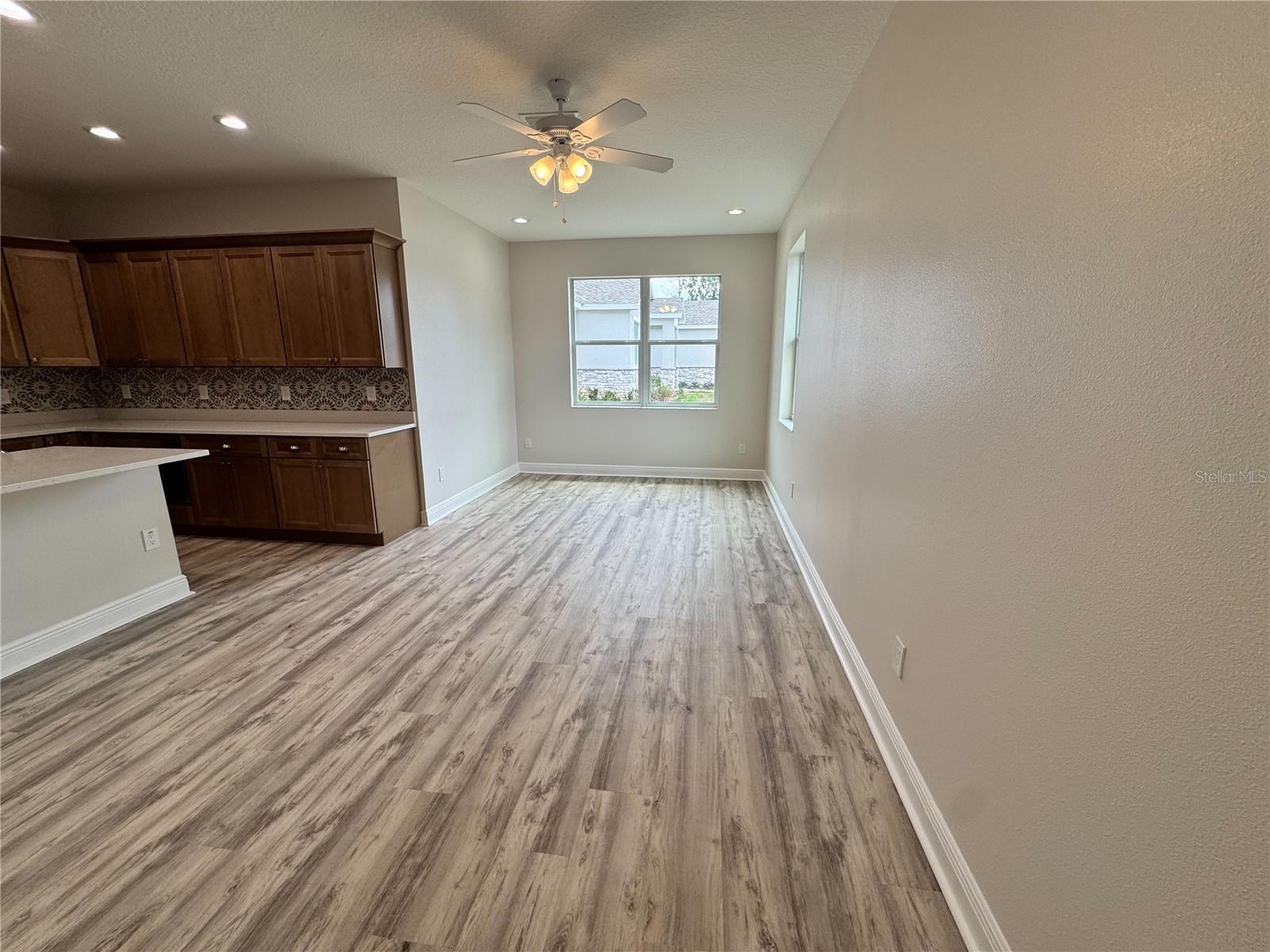 Single Family Residence in DADE CITY FL 13532 14TH STREET 34.jpg