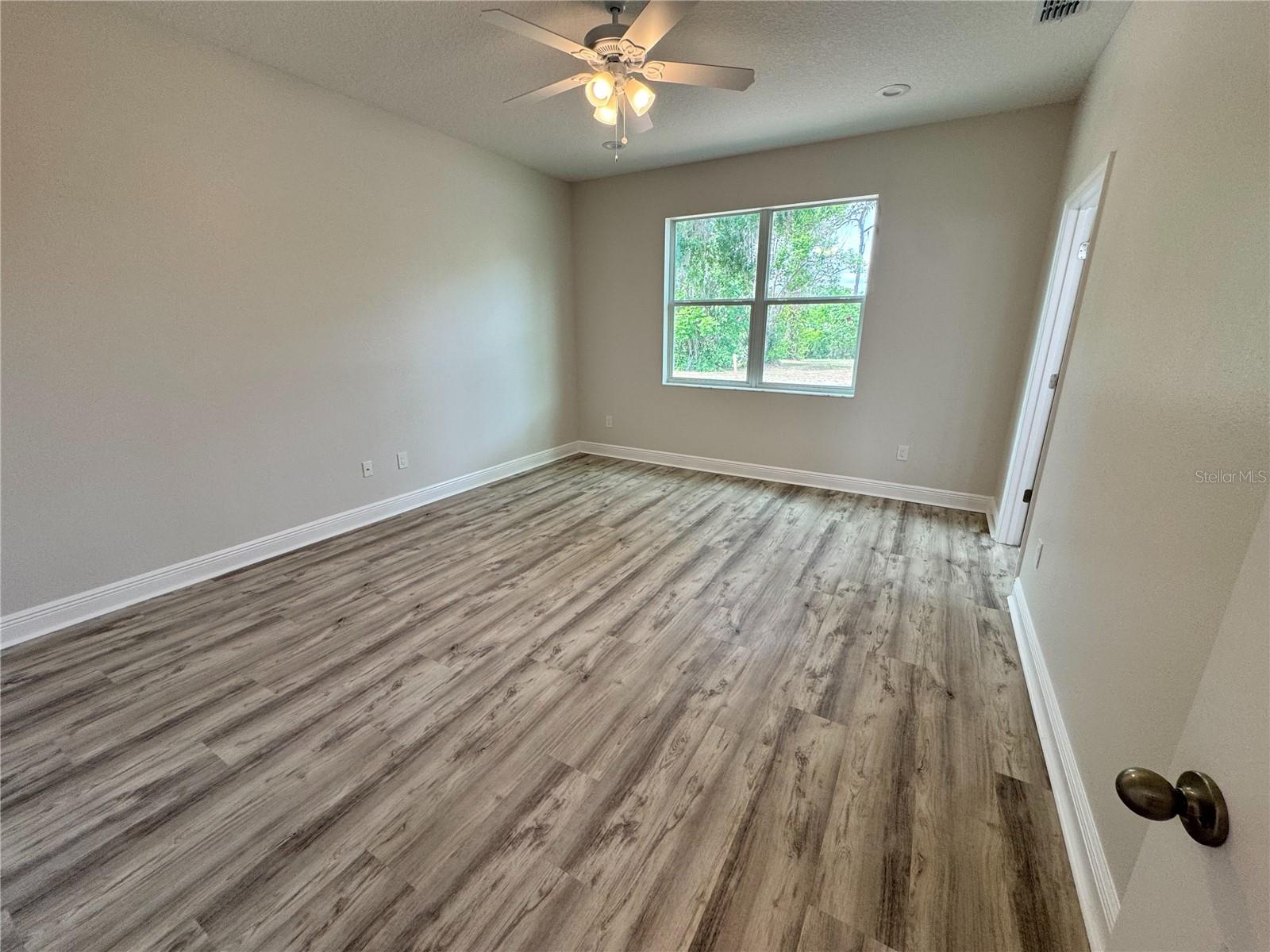 Single Family Residence in DADE CITY FL 13532 14TH STREET 46.jpg