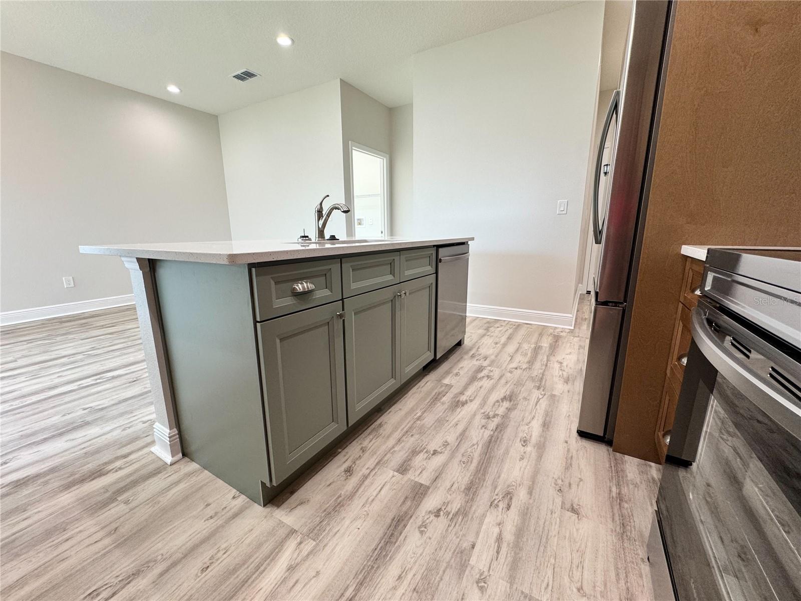 Single Family Residence in DADE CITY FL 13532 14TH STREET 41.jpg