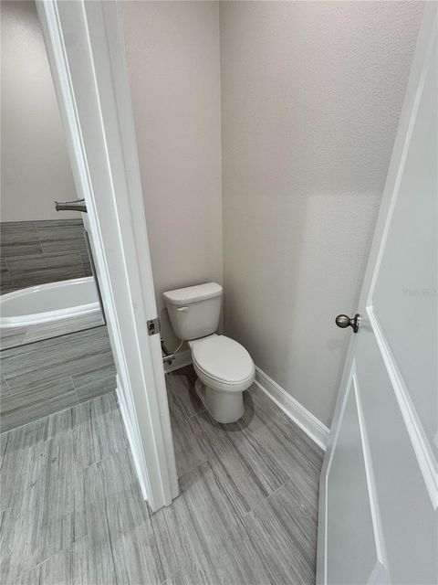 Single Family Residence in DADE CITY FL 13532 14TH STREET 66.jpg