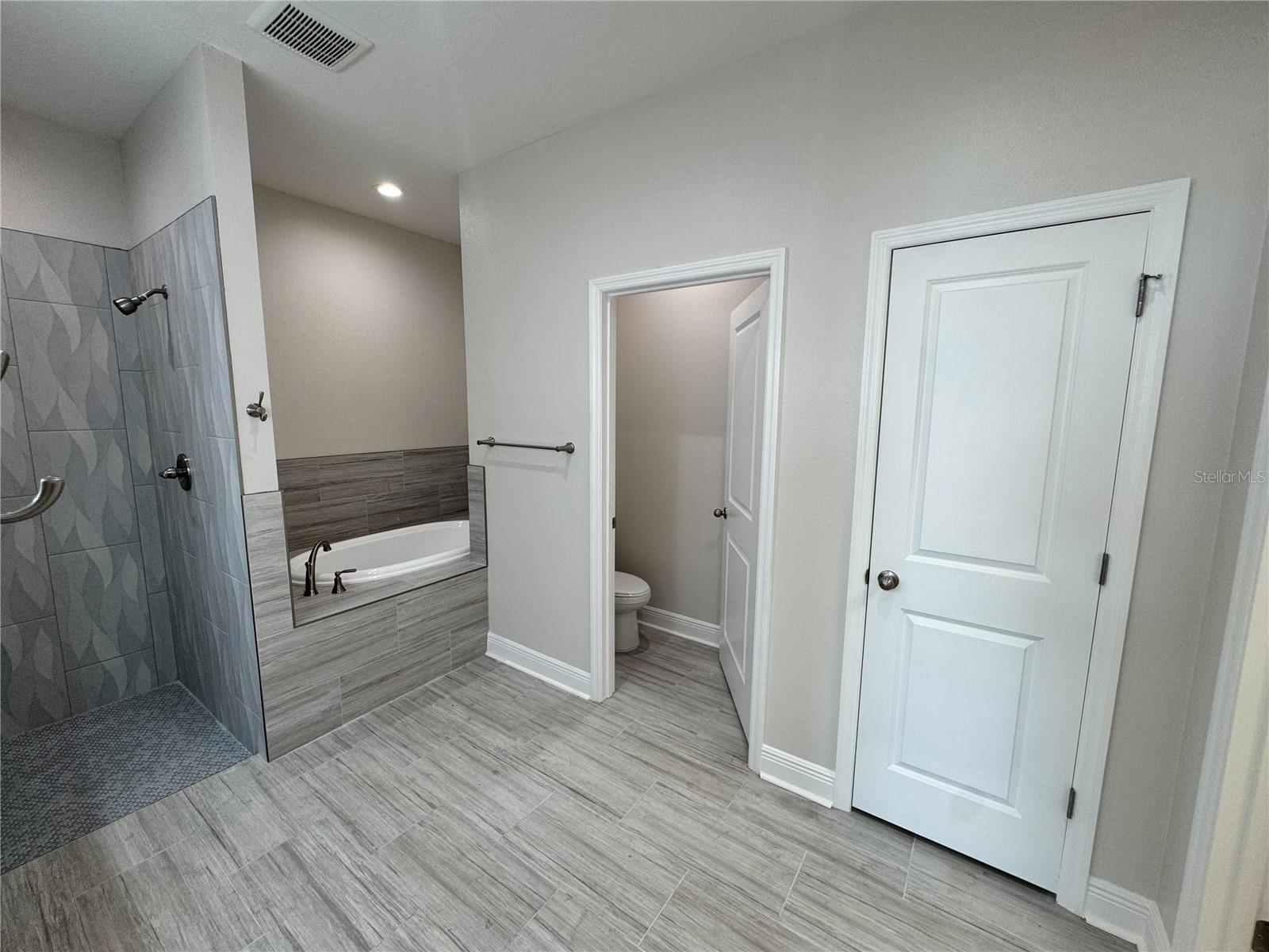 Single Family Residence in DADE CITY FL 13532 14TH STREET 60.jpg
