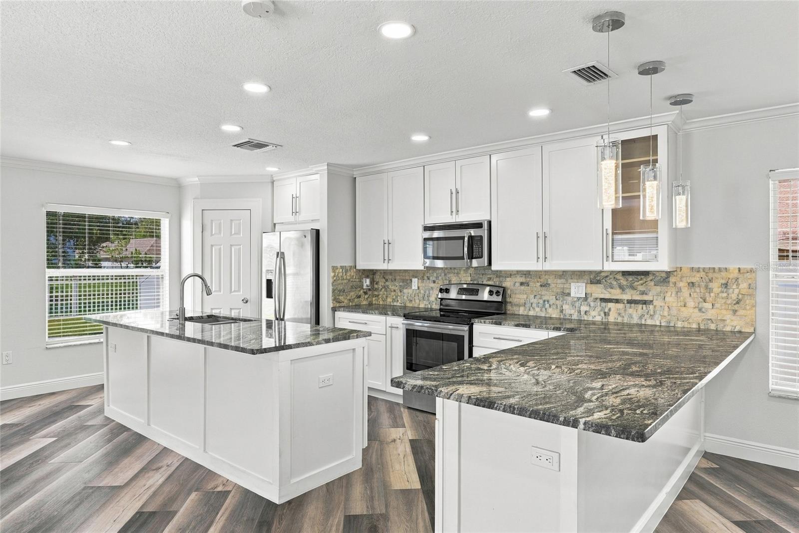 3327 Thistledown Ln, Land O Lakes, FL 34638 photo