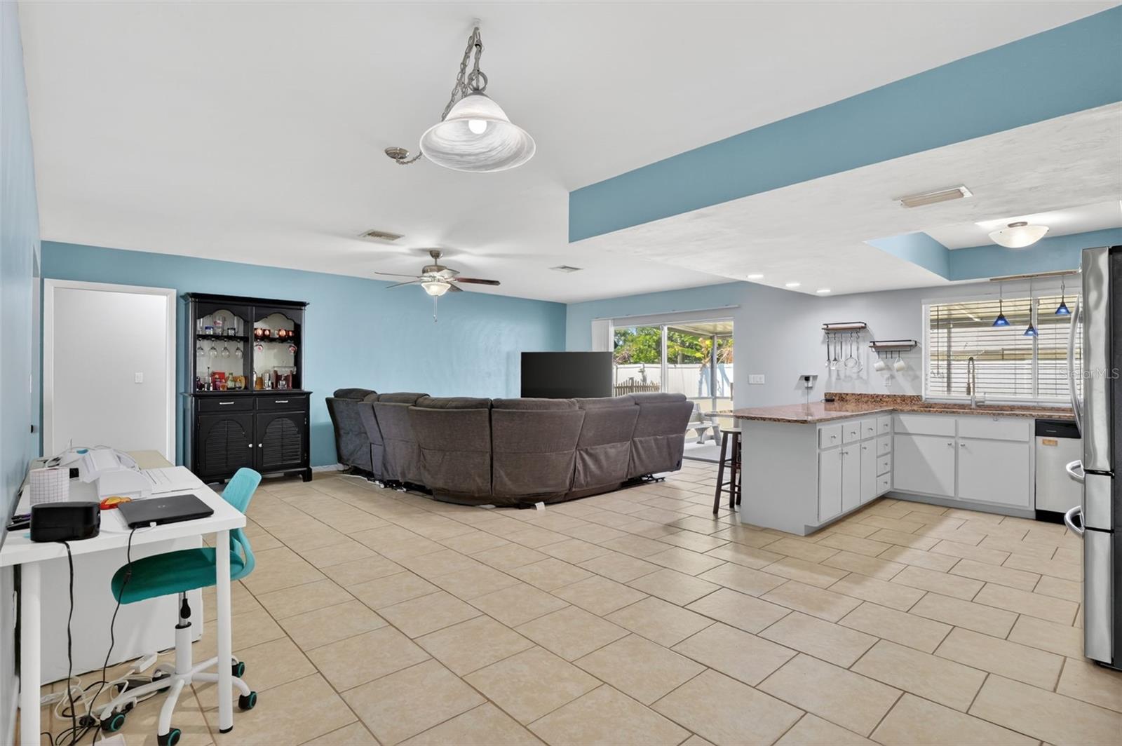 1305 SE 37 Terrace, Cape Coral, FL 33904 photo