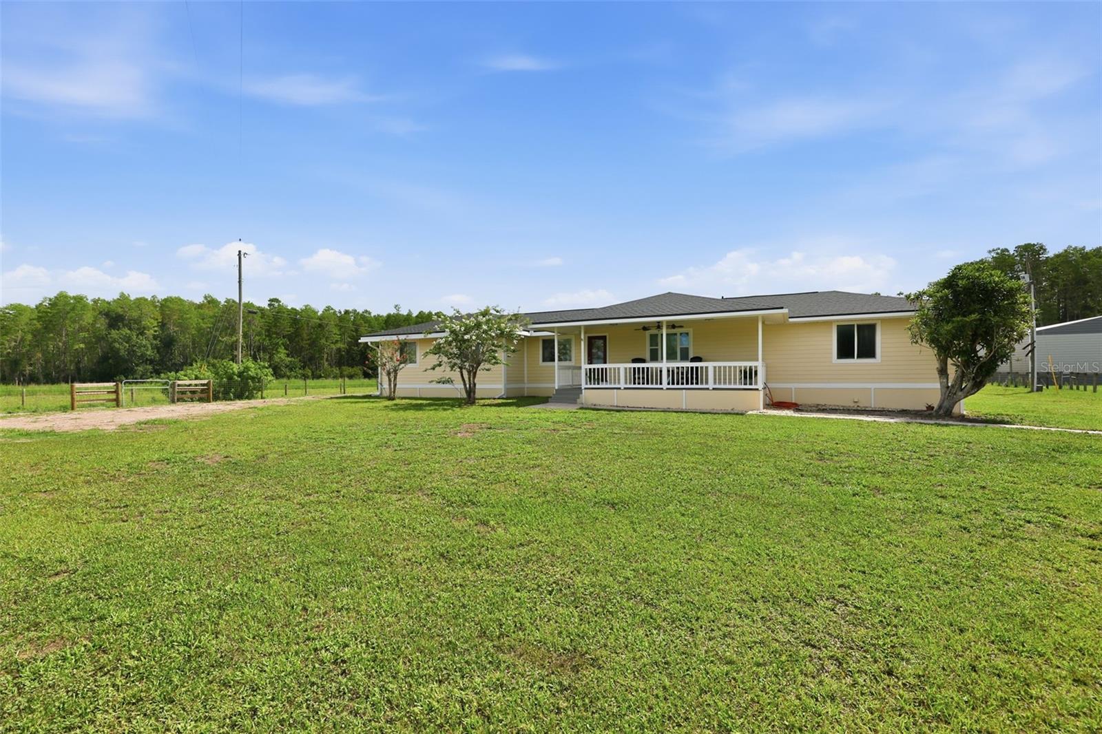 4700 Towers Rd, Land O Lakes, FL 34638 photo