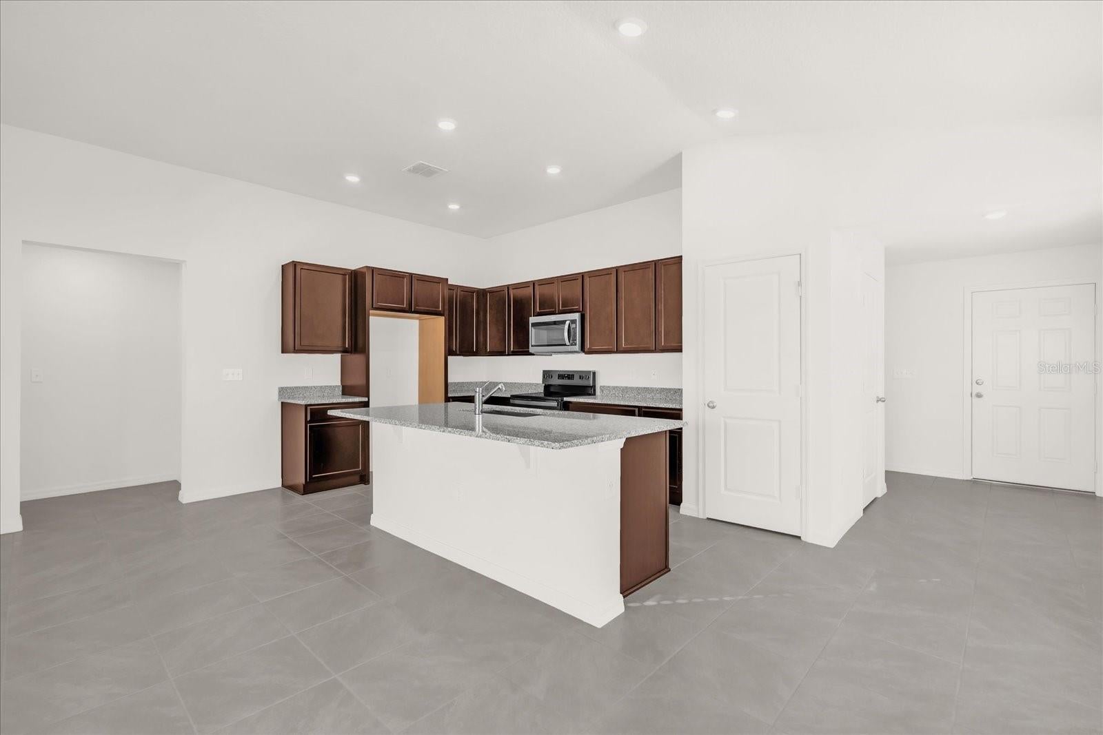 1833 Ryan Dr, Lake Wales, FL 33859 photo