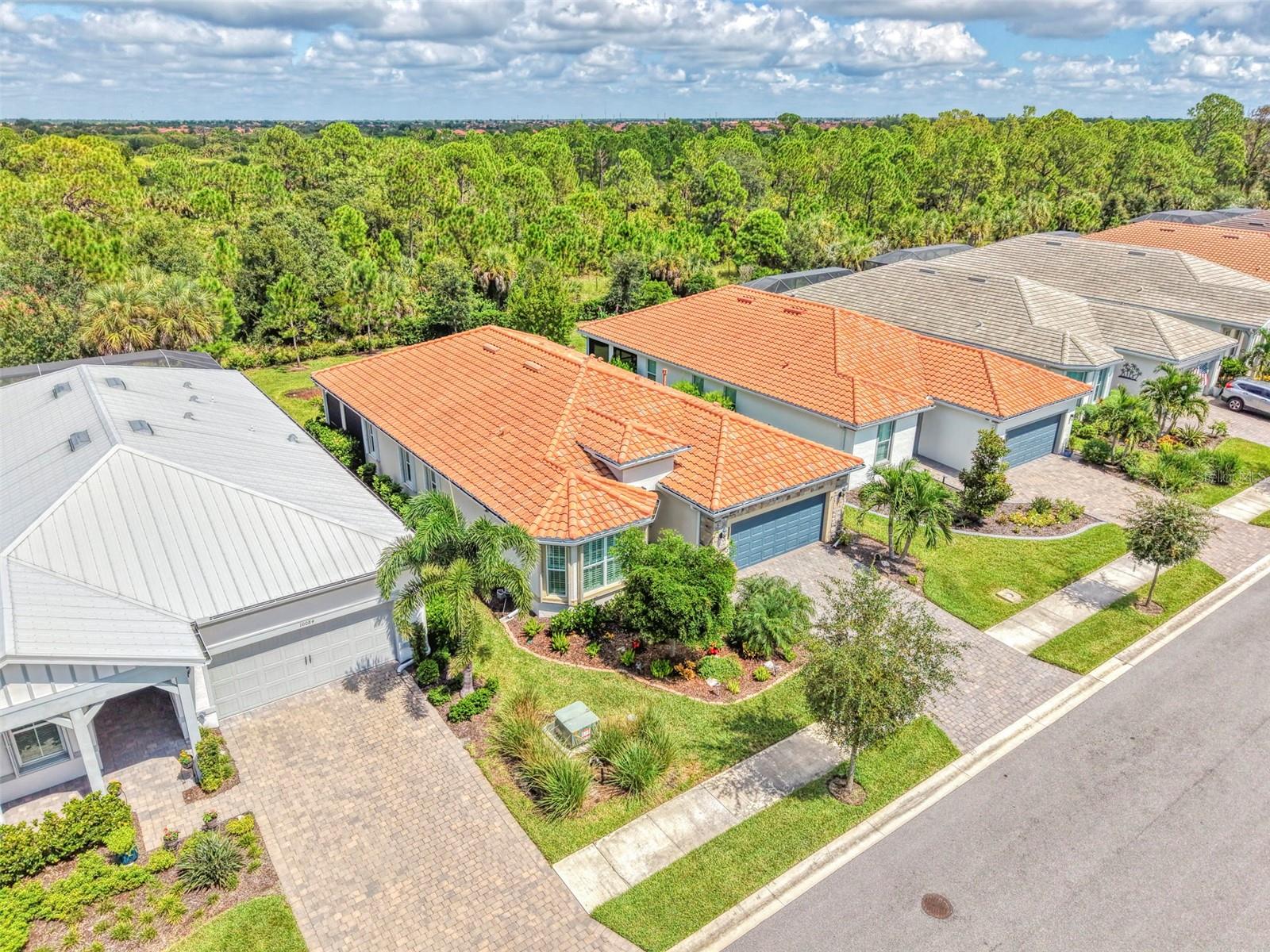 10088 Coral Shore Dr, Englewood, FL 34223 photo