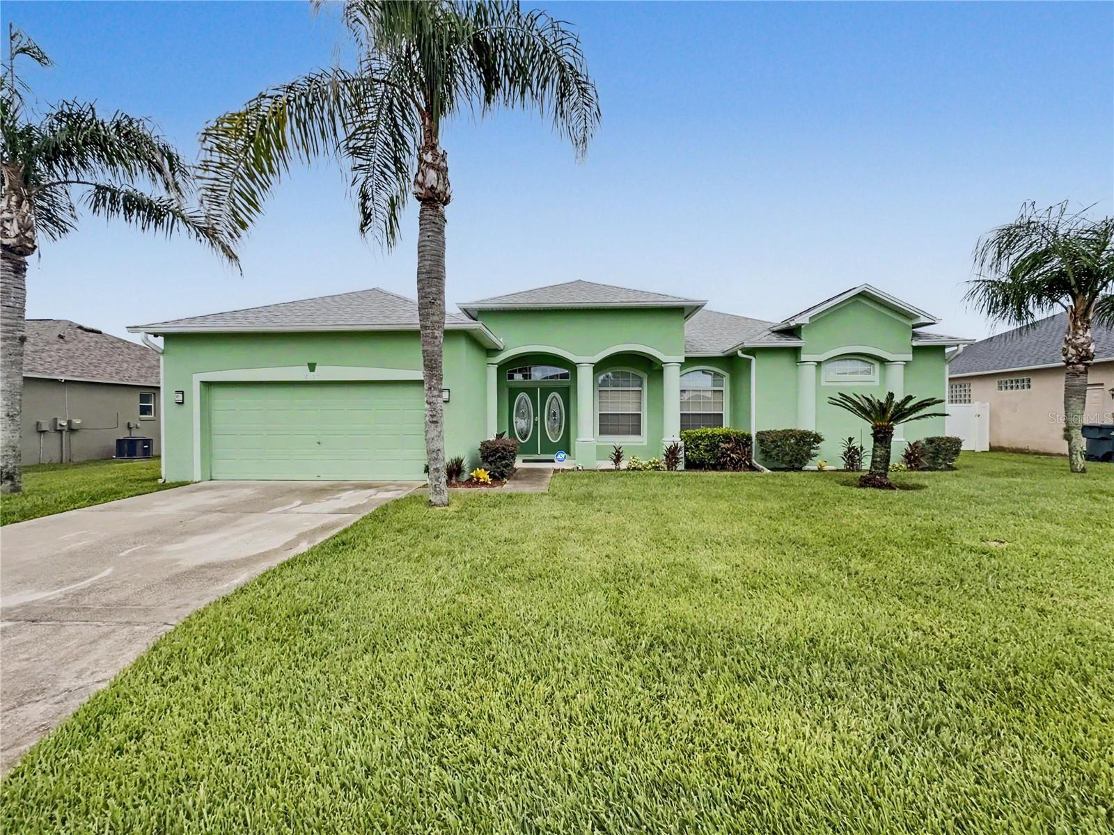 8155 Woodvine Cir, Lakeland, FL 33810