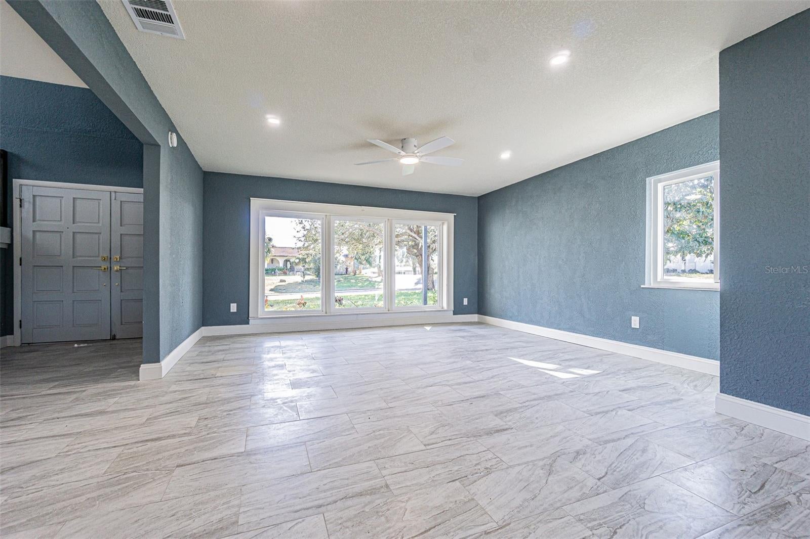6370 Conniewood Sq, New Port Richey, FL 34653 photo