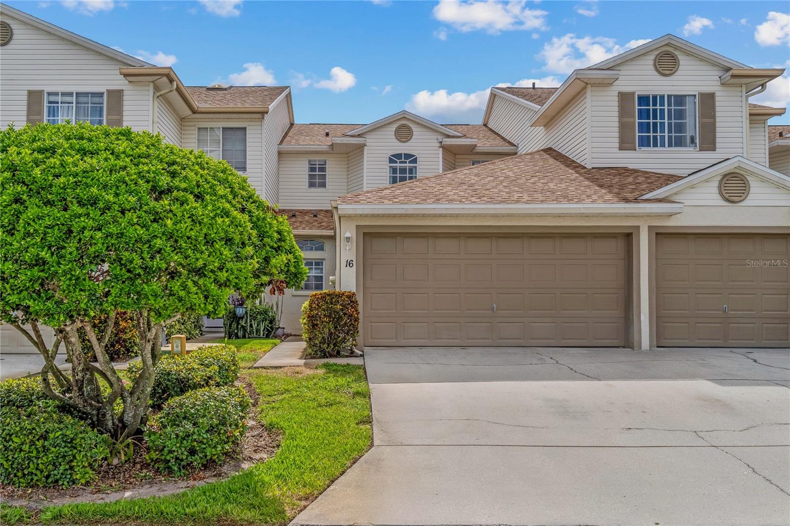 6400 46 Ave, Kenneth City, FL 33709