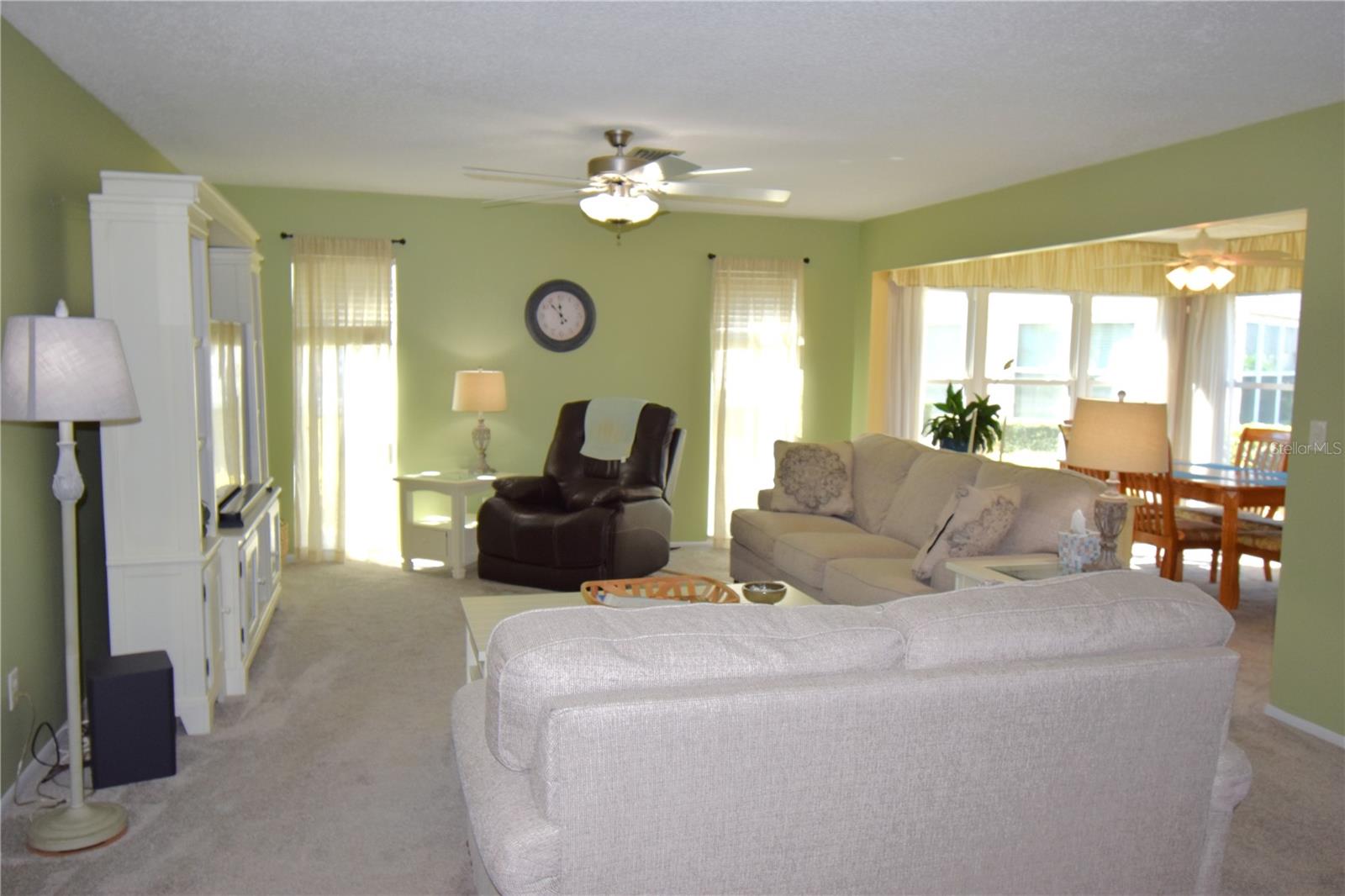 121 Fernwood Cir #121, Seminole, FL 33777 photo
