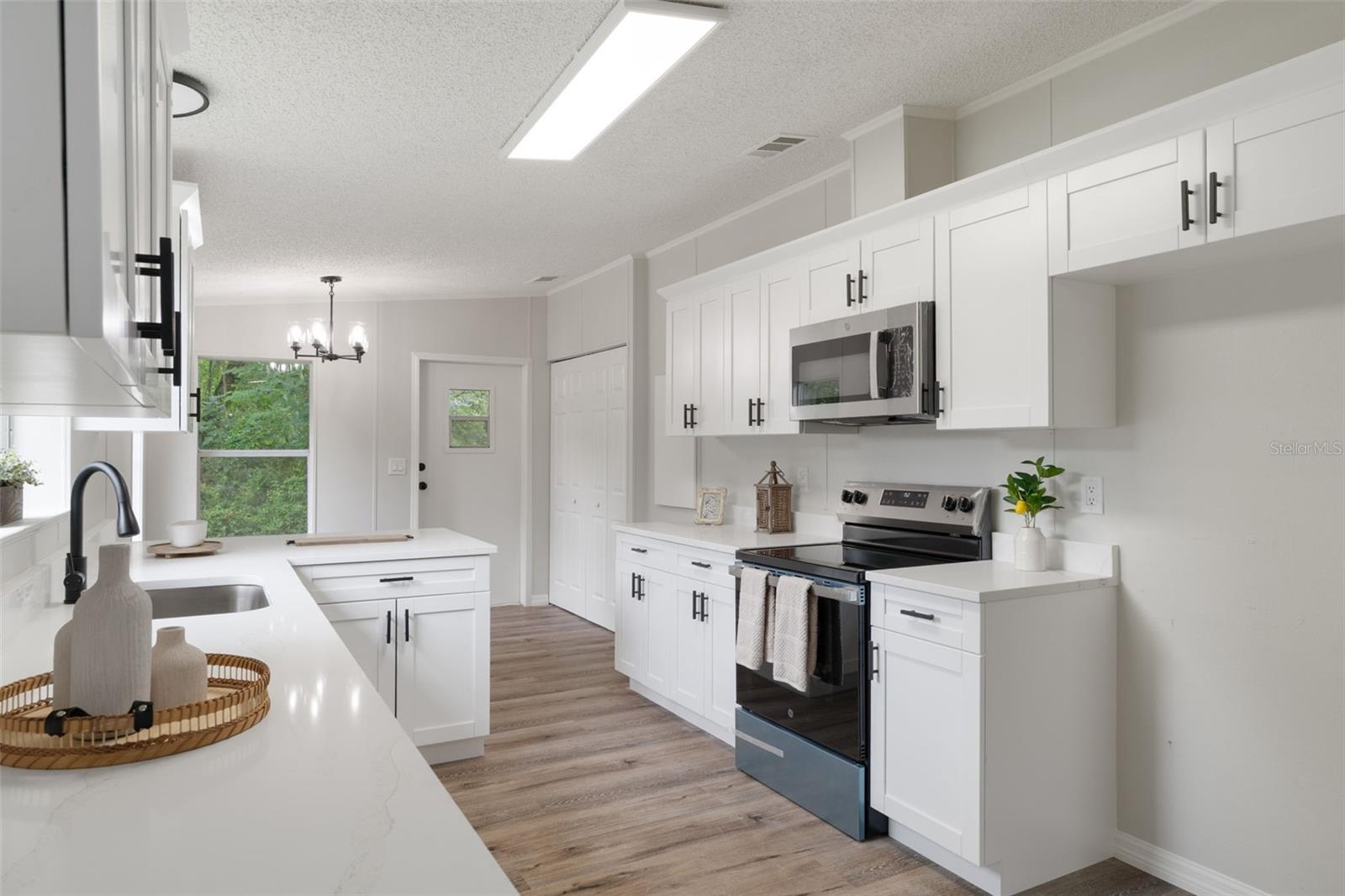 20645 Stewart Rd, Dade City, FL 33523 photo