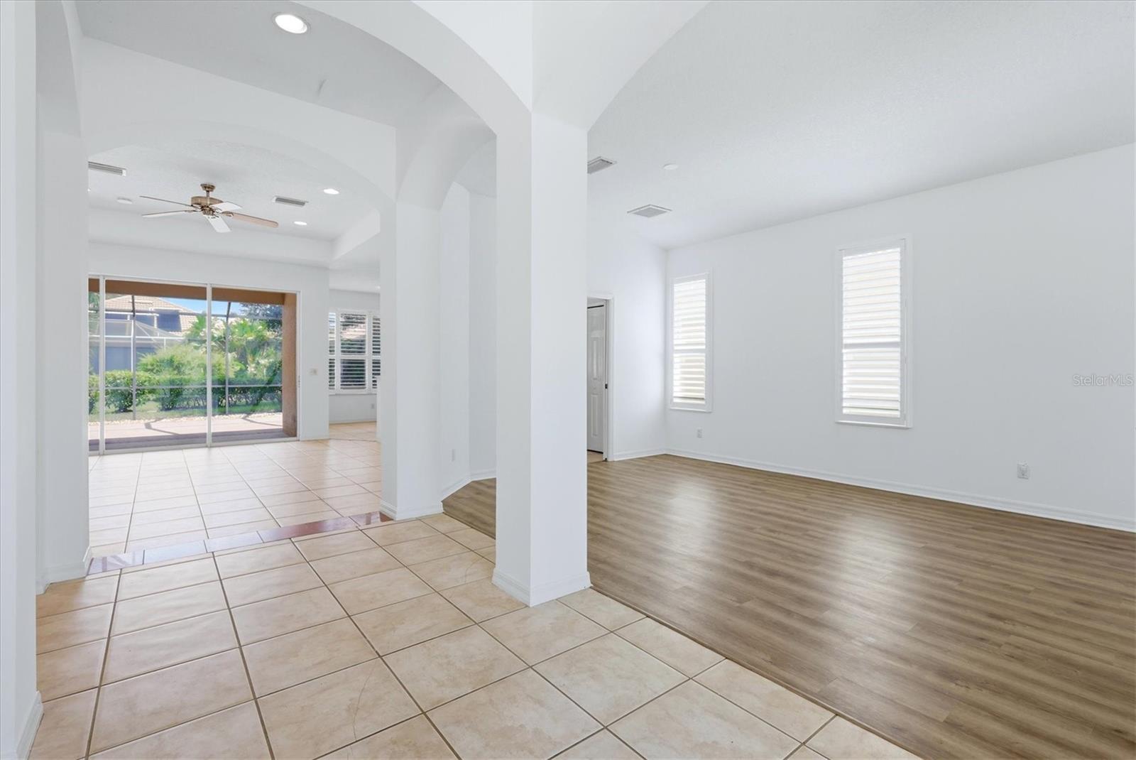 9089 Willow Brook Dr, Sarasota, FL 34238 photo