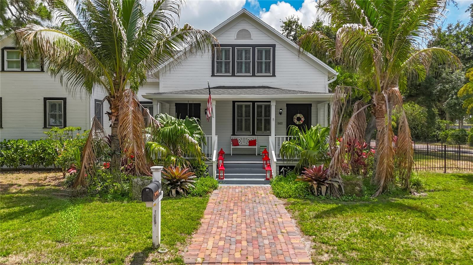 3621 1 Ave, Bradenton, FL 34205