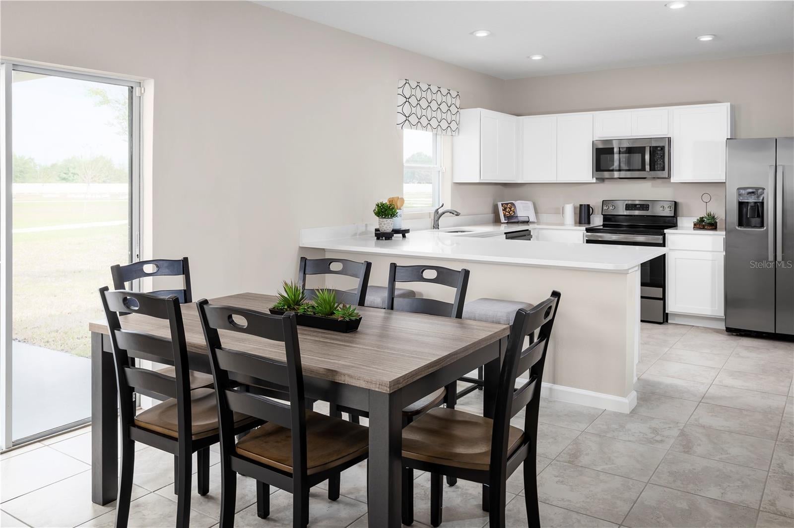 6975 Sundial Dr, Lakeland, FL 33813 photo