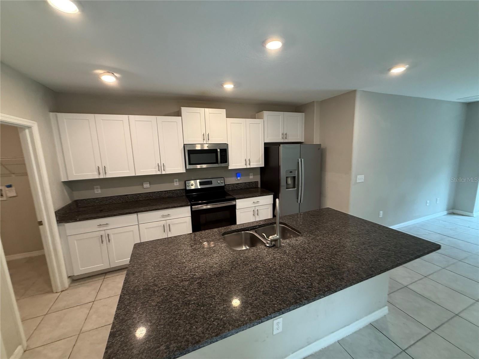 1752 Colding Dr, Ruskin, FL 33570 photo