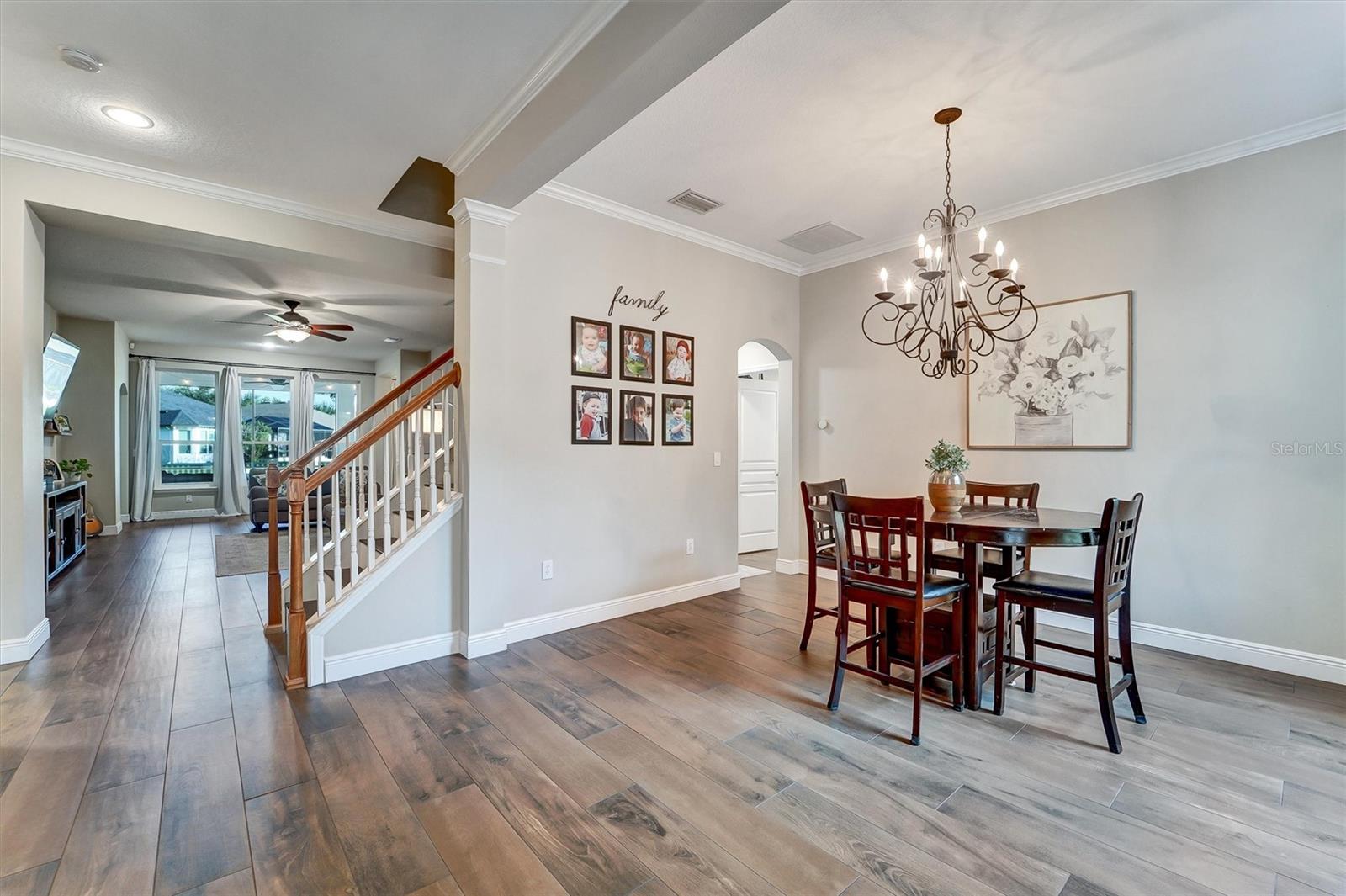 7136 Derwent Glen Cir, Land O Lakes, FL 34637 photo