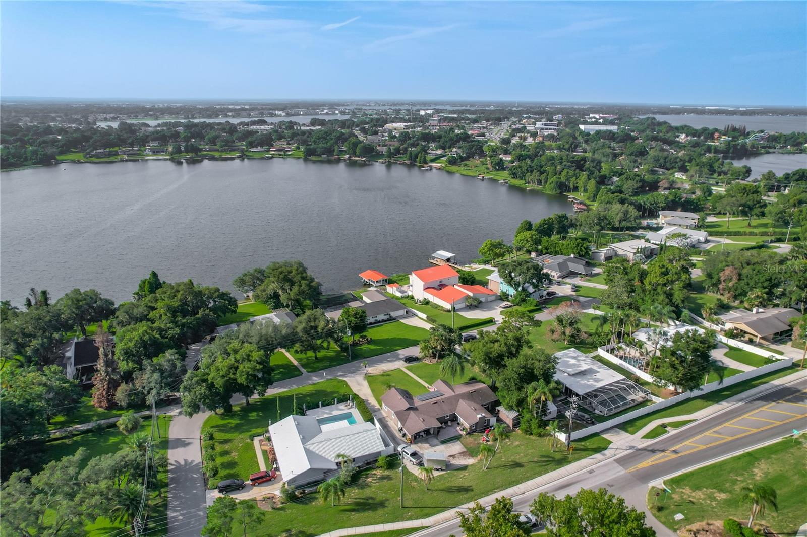 128 N Lake Florence Dr, Winter Haven, FL 33884 photo
