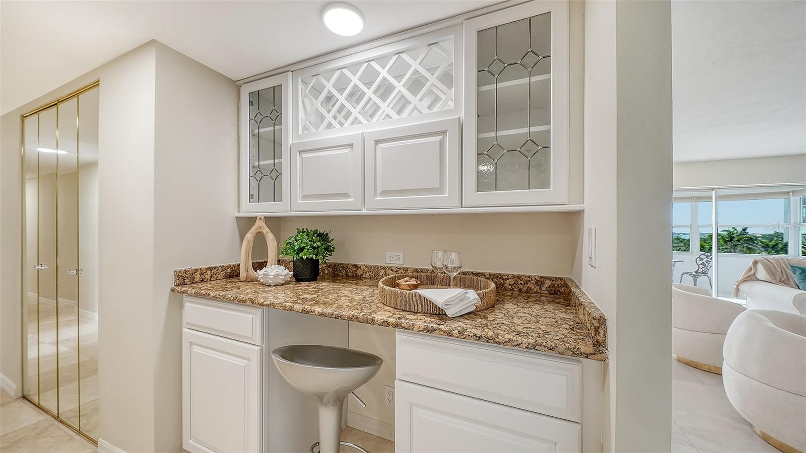 1750 Benjamin Franklin Dr #5 F, Sarasota, FL 34236 photo