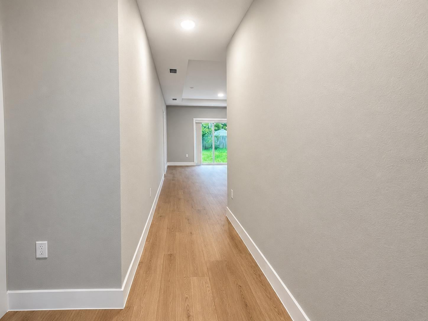 4416 Mariner Blvd, Spring Hill, FL 34609 photo