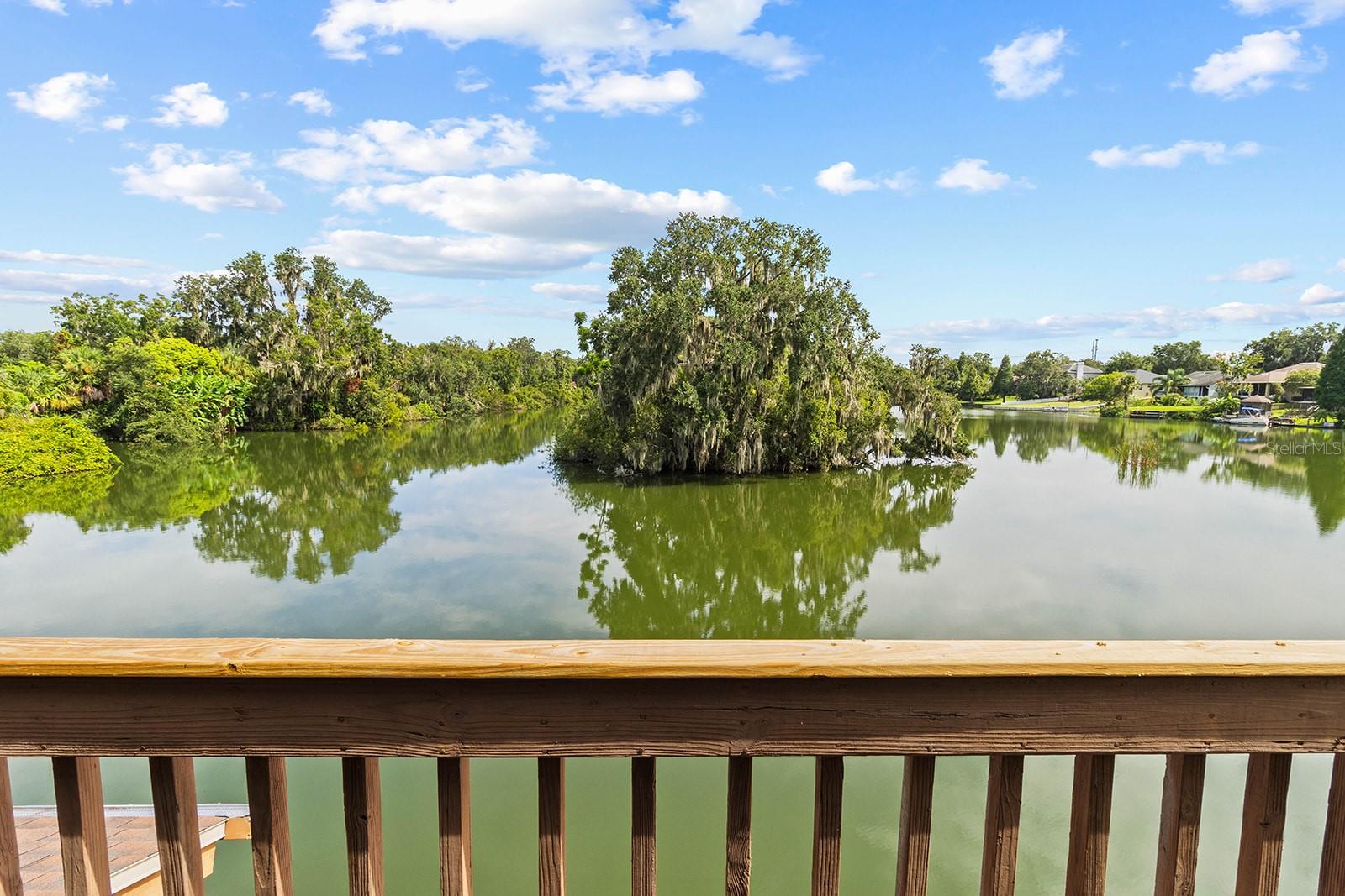 614 Mountain Lake Pl, Lakeland, FL 33813 photo