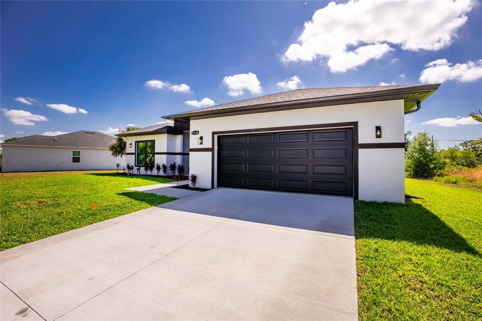 7316 Donahue St, Port Charlotte, FL 33981 photo