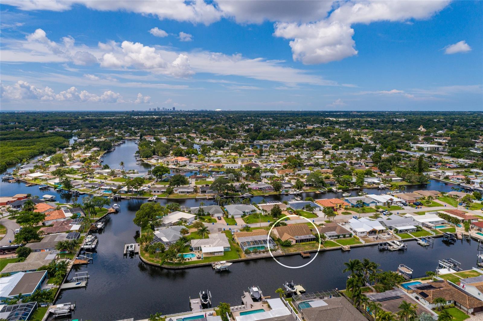 165 97 Ave, Saint Petersburg, FL 33702