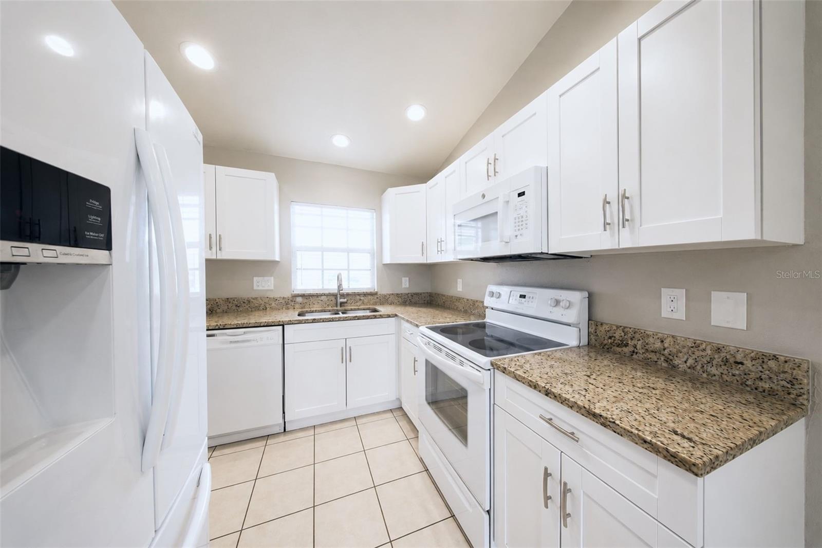 1223 1225 NE 15 Ln, Cape Coral, FL 33909 photo