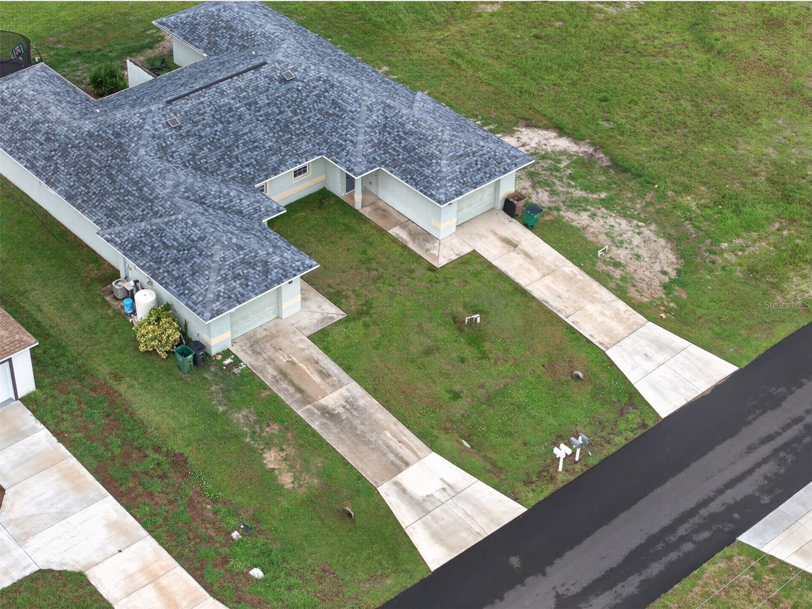 1223 1225 NE 15 Ln, Cape Coral, FL 33909 photo