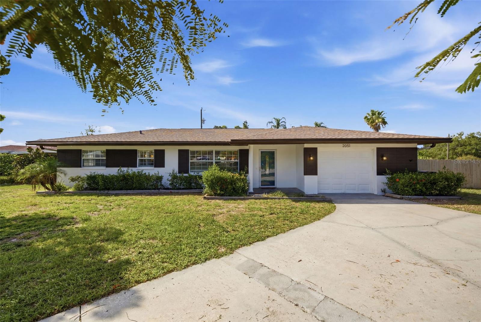 2051 Magnolia Dr, Clearwater, FL 33764 photo