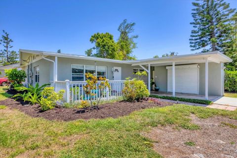 Single Family Residence in SARASOTA FL 5675 SAINT LOUIS AVENUE.jpg