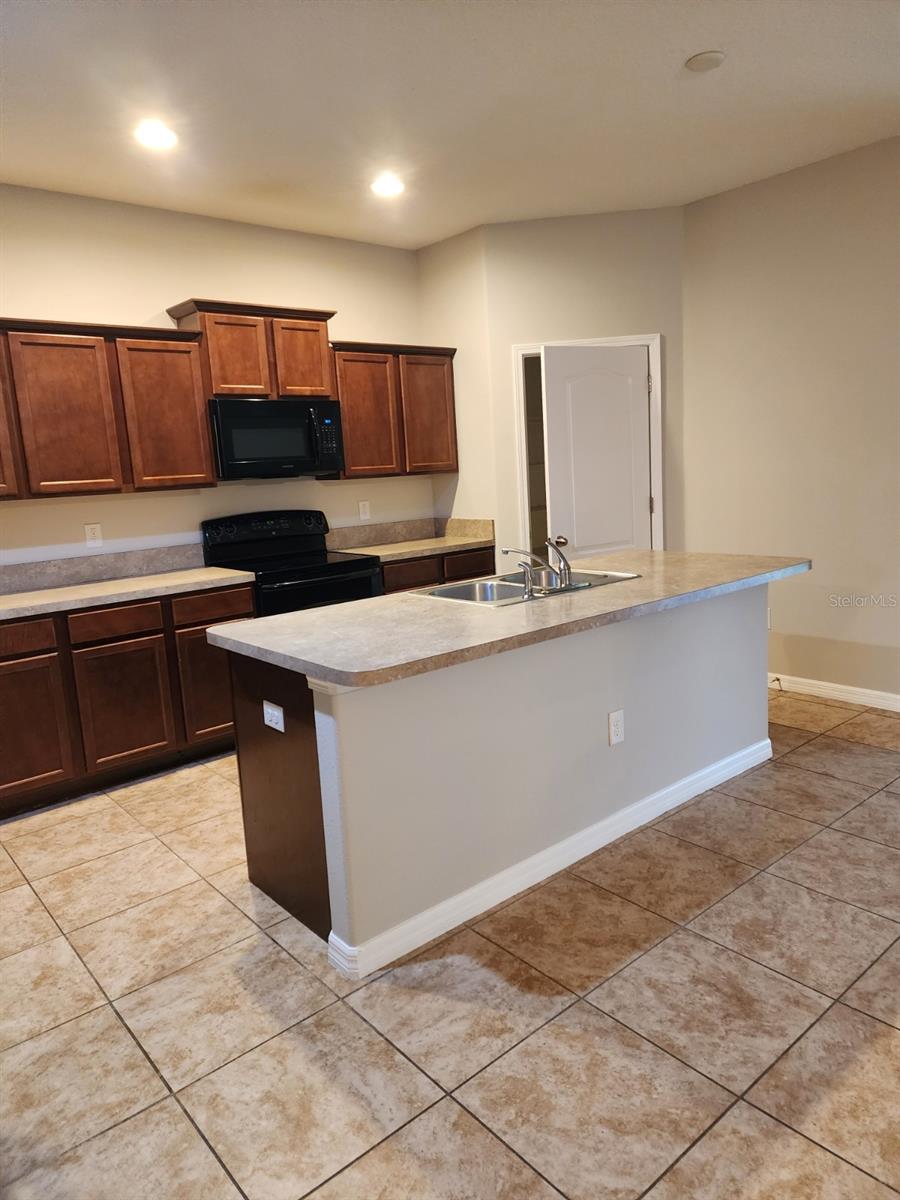 2765 Carrickton Cir, Orlando, FL 32824 photo