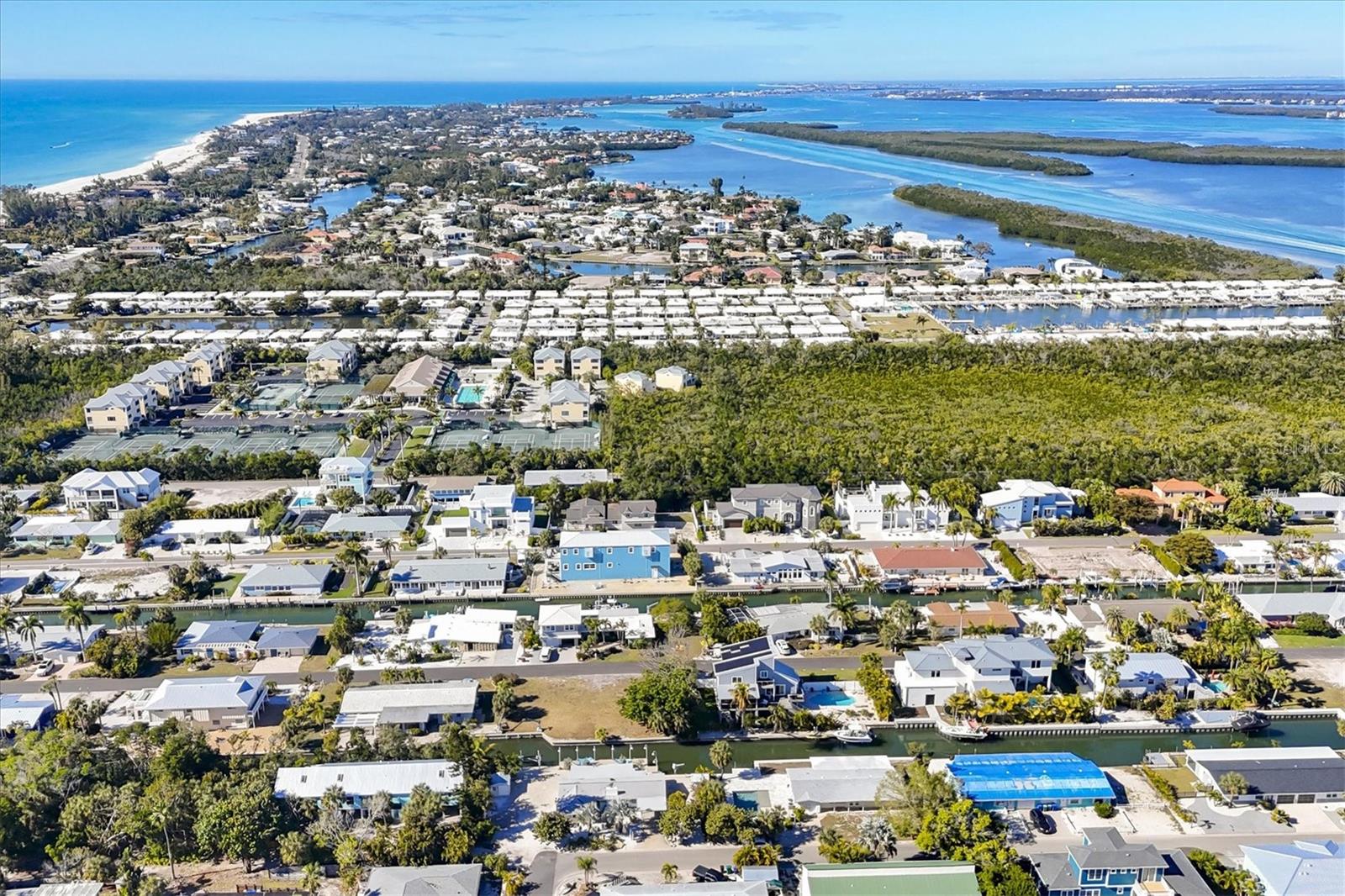 651 Jungle Queen Way, Longboat Key, FL 34228 photo