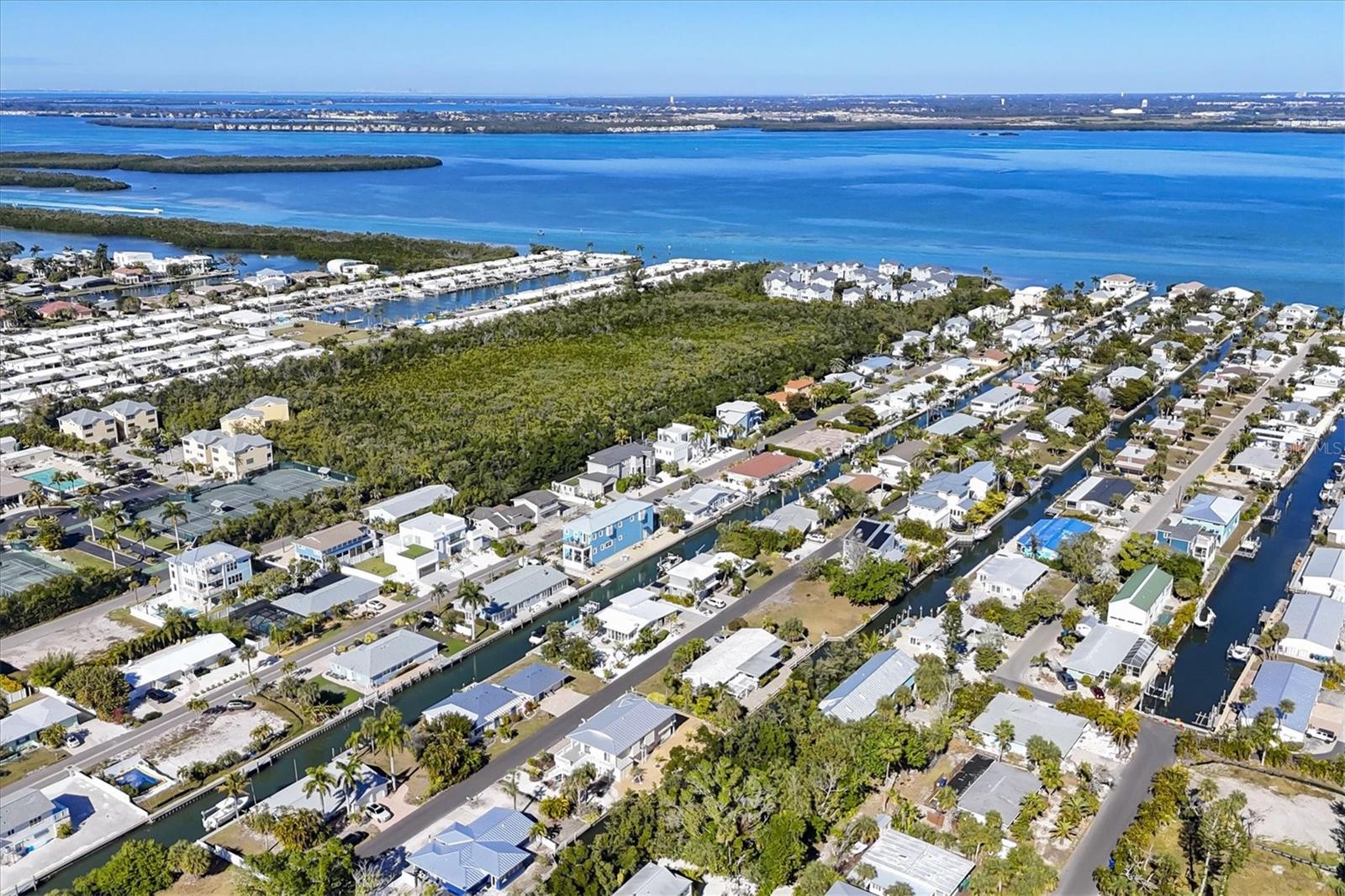 651 Jungle Queen Way, Longboat Key, FL 34228 photo