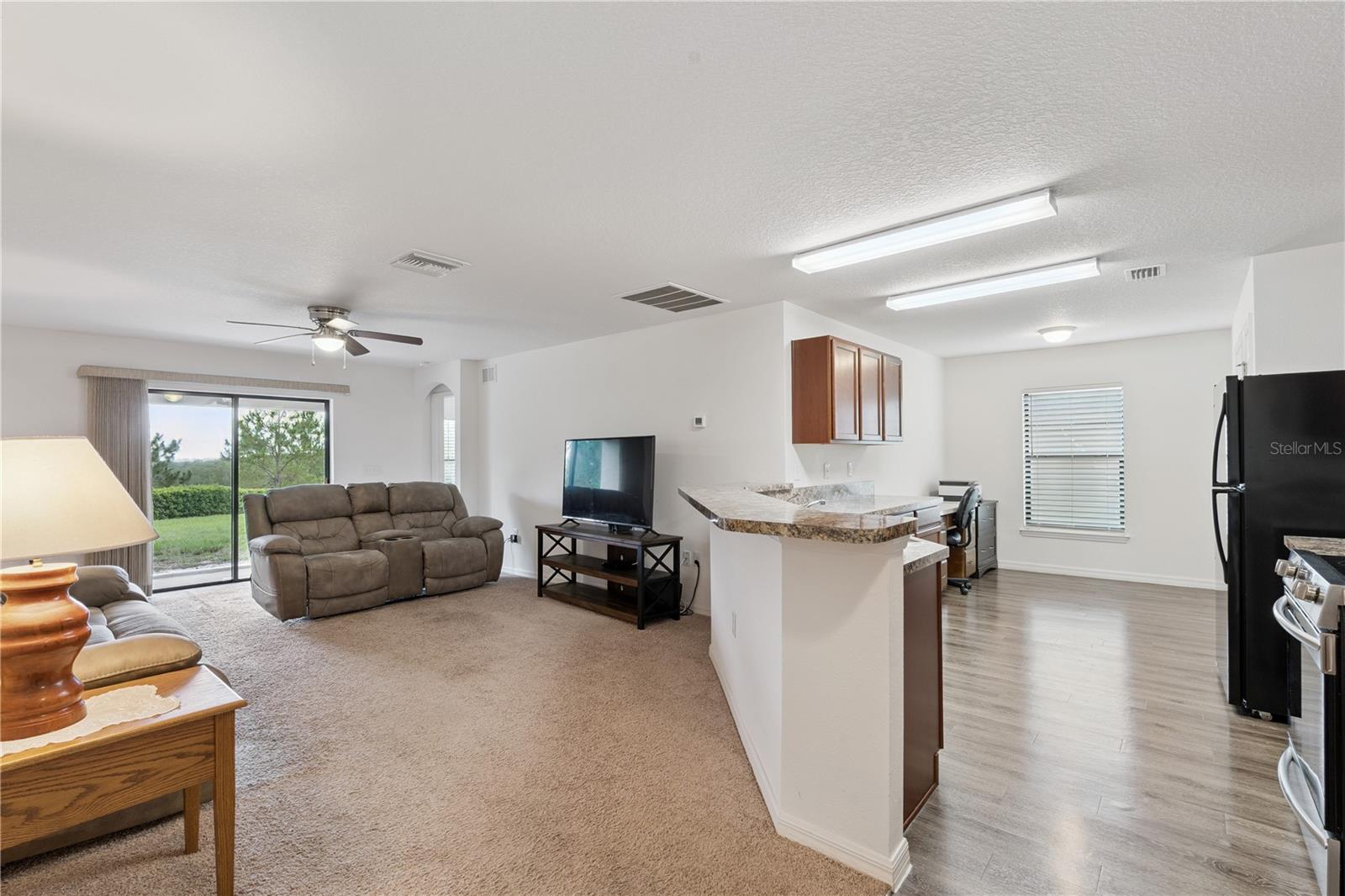916 Aspen View Cir, Groveland, FL 34736 photo