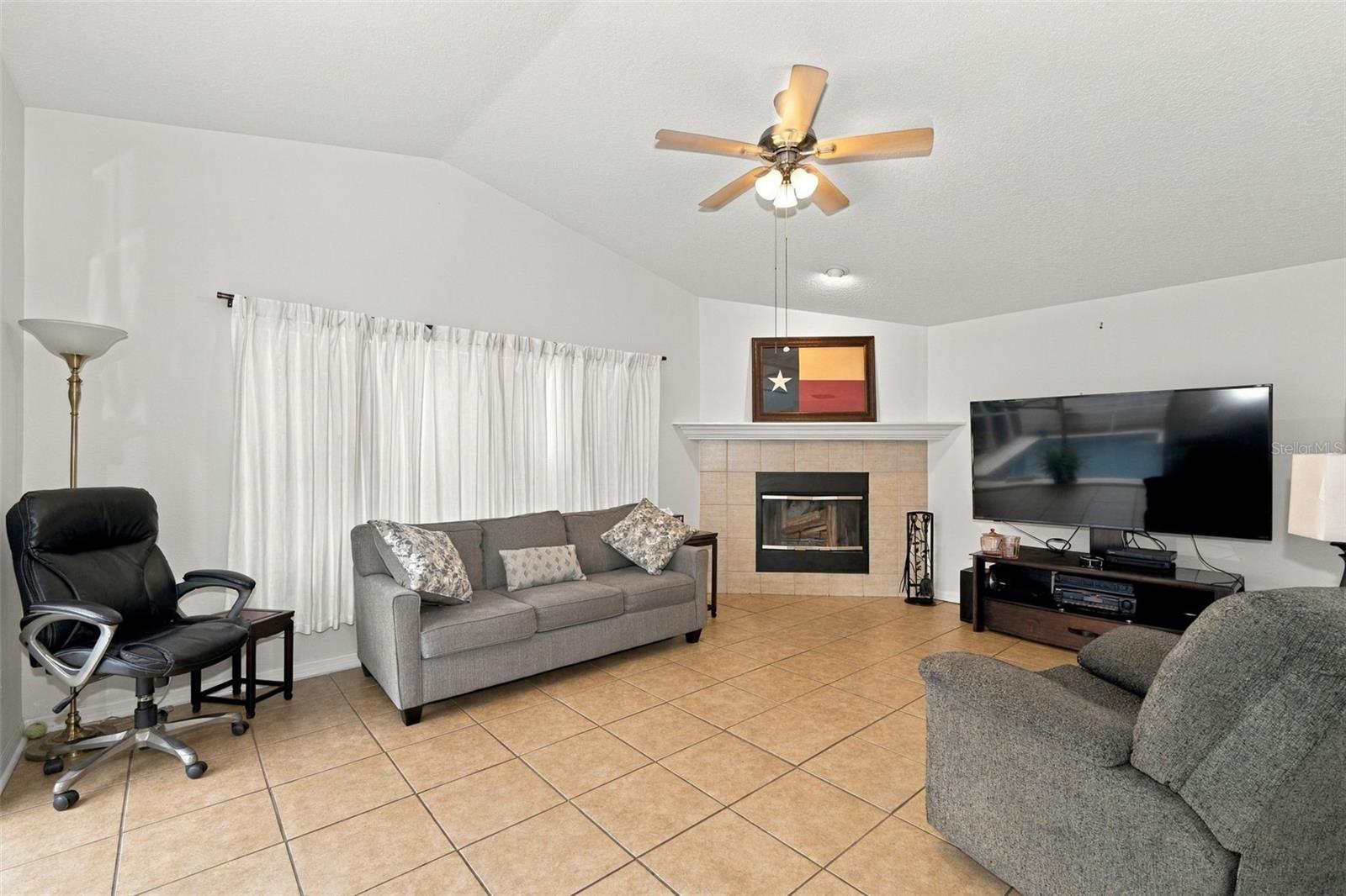 1783 Wood Brook St, Tarpon Springs, FL 34689 photo