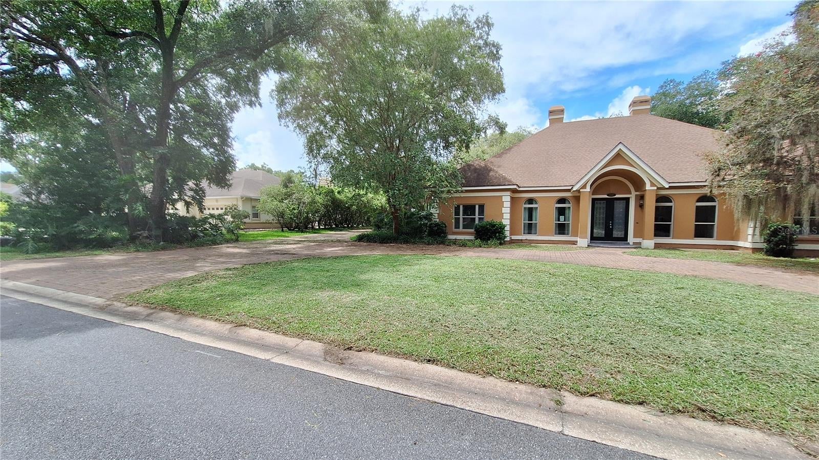 2210 SE Laurel Run Dr, Ocala, FL 34471 photo