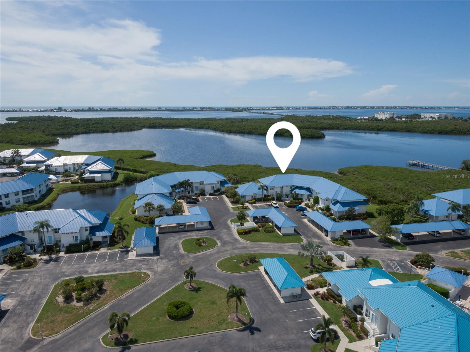 821 Audubon Dr, Bradenton, FL 34209