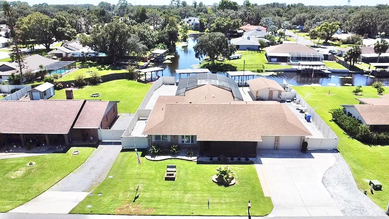 209 Delaware St, Tavares, FL 32778