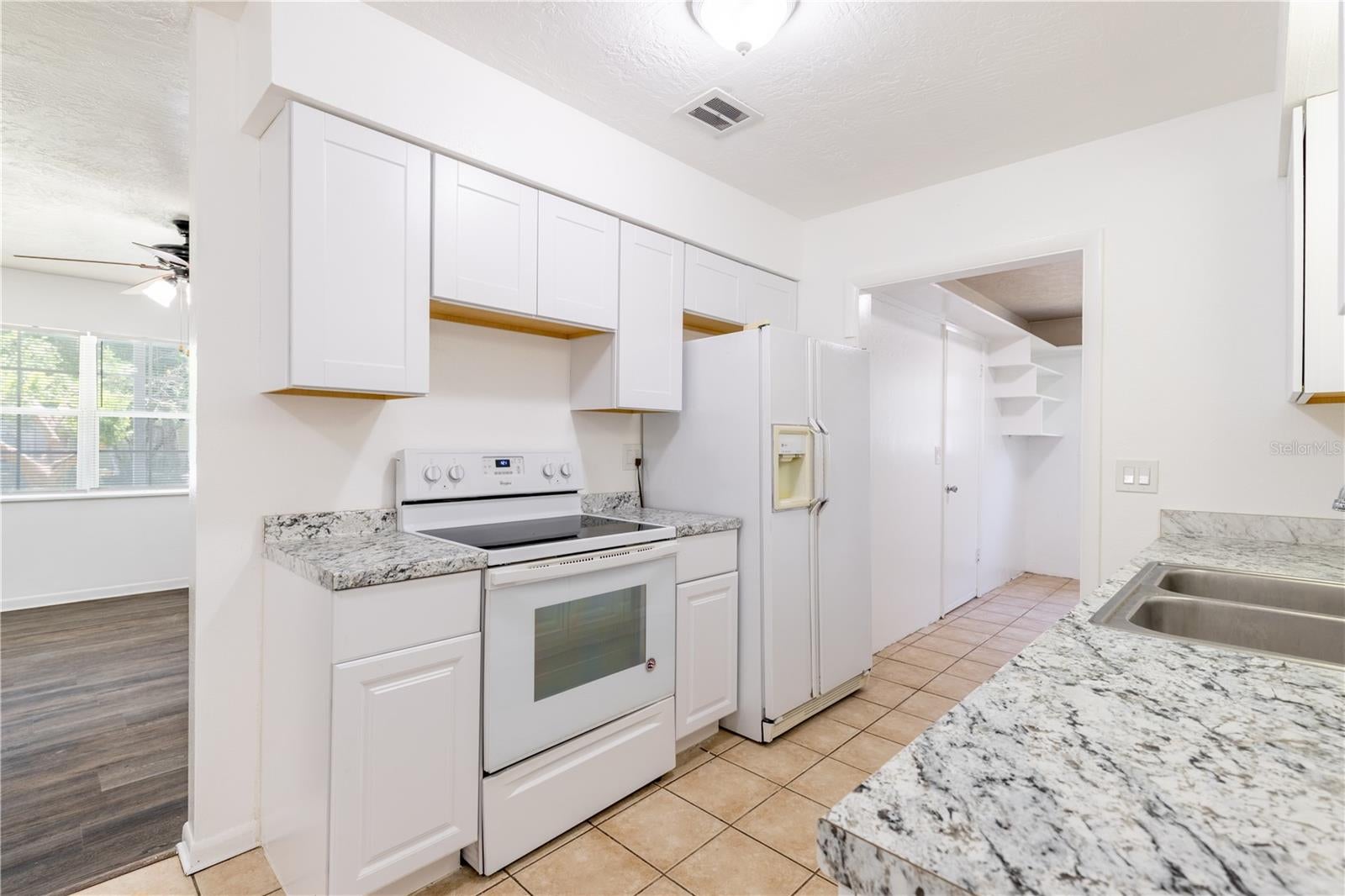 18 N Harrison St, Beverly Hills, FL 34465 photo