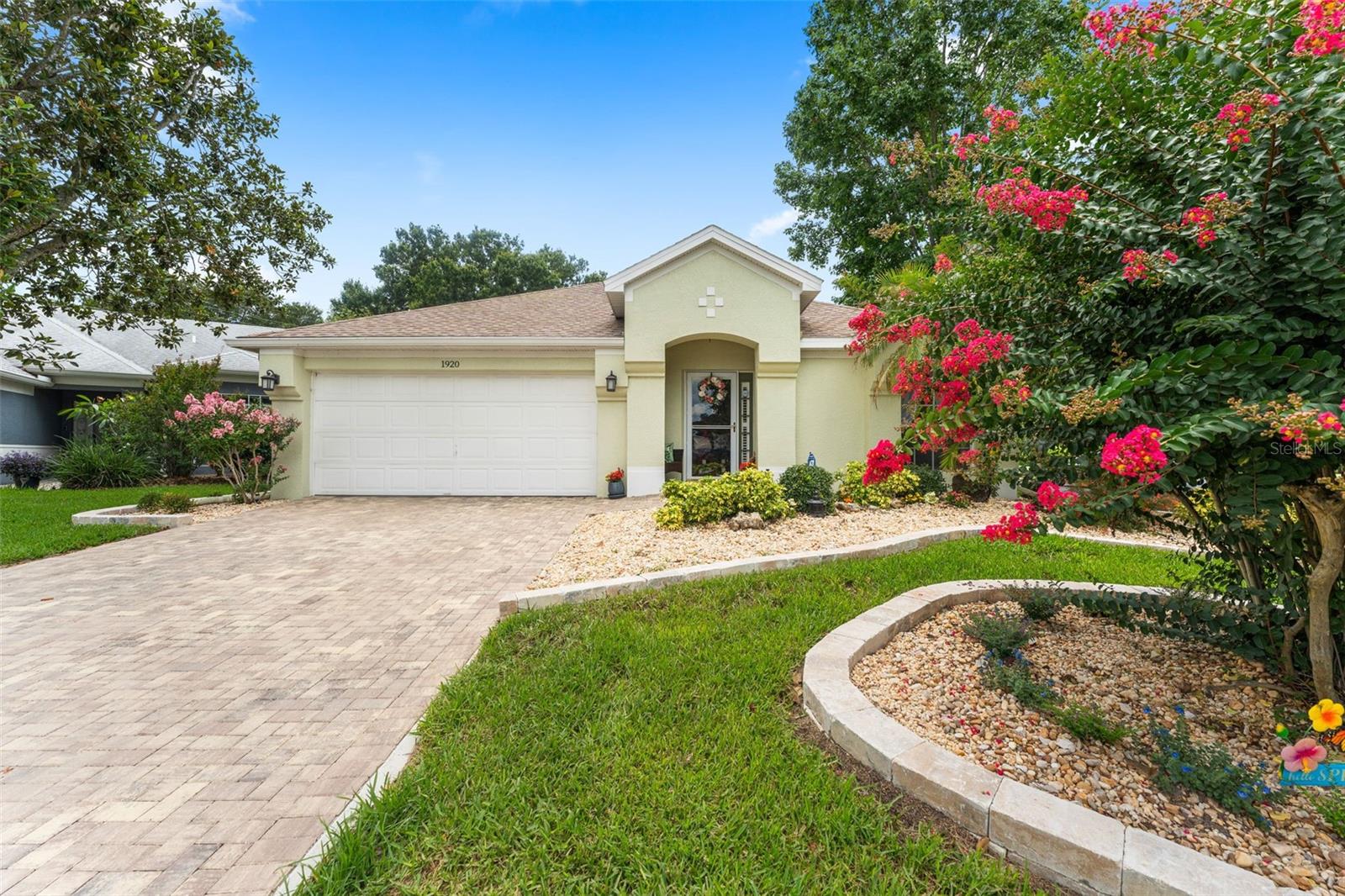 1920 Burchstone Dr, Orlando, FL 32806 photo