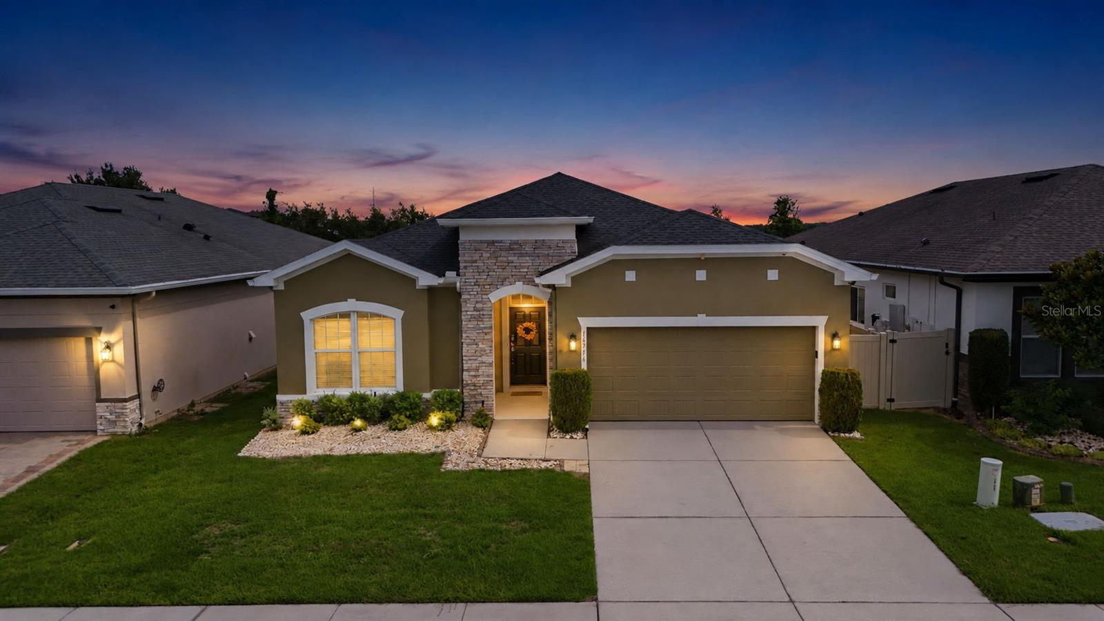 16716 Abbey Hill Ct, Clermont, FL 34711