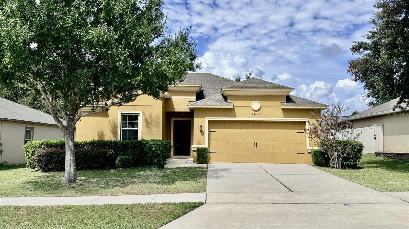 2115 Waseca Ln, Leesburg, FL 34748