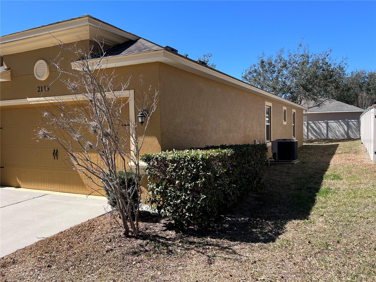 2115 Waseca Ln, Leesburg, FL 34748 photo