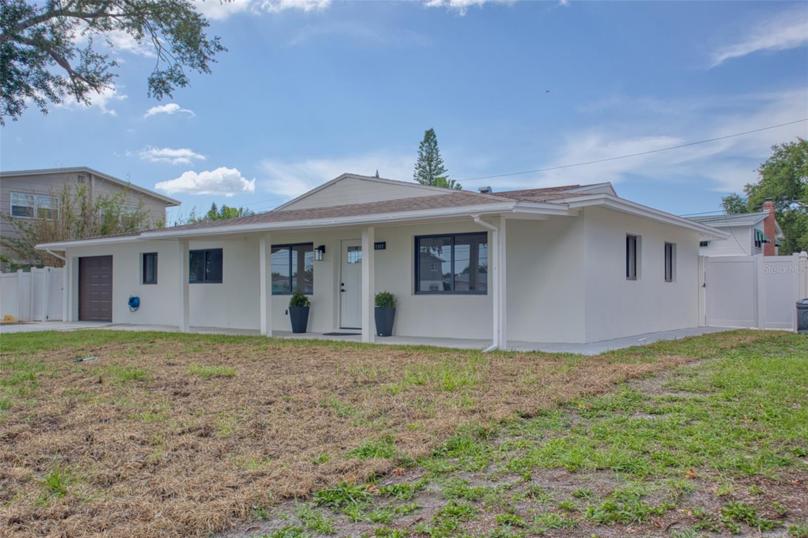 1397 83 Ave, Saint Petersburg, FL 33702 photo