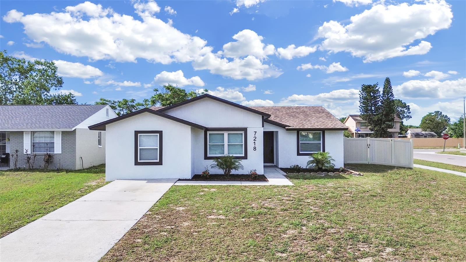 7218 Lunita Ct, Tampa, FL 33625 photo