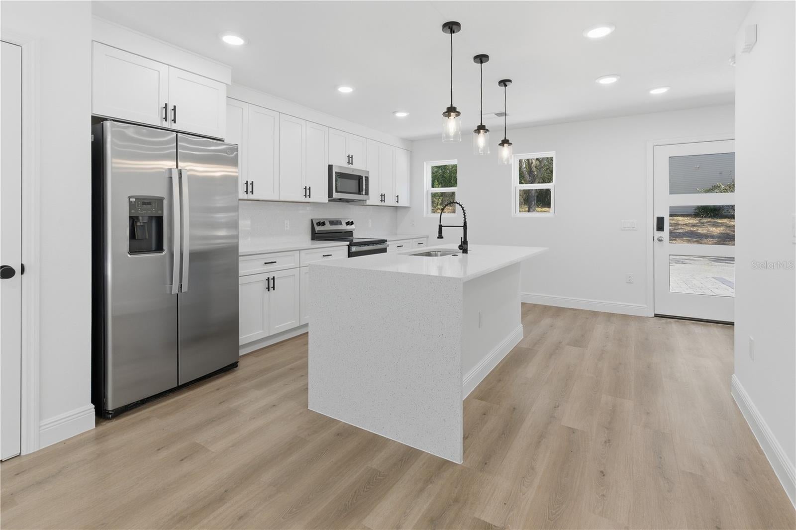 727 Clemson Dr, Altamonte Springs, FL 32714 photo