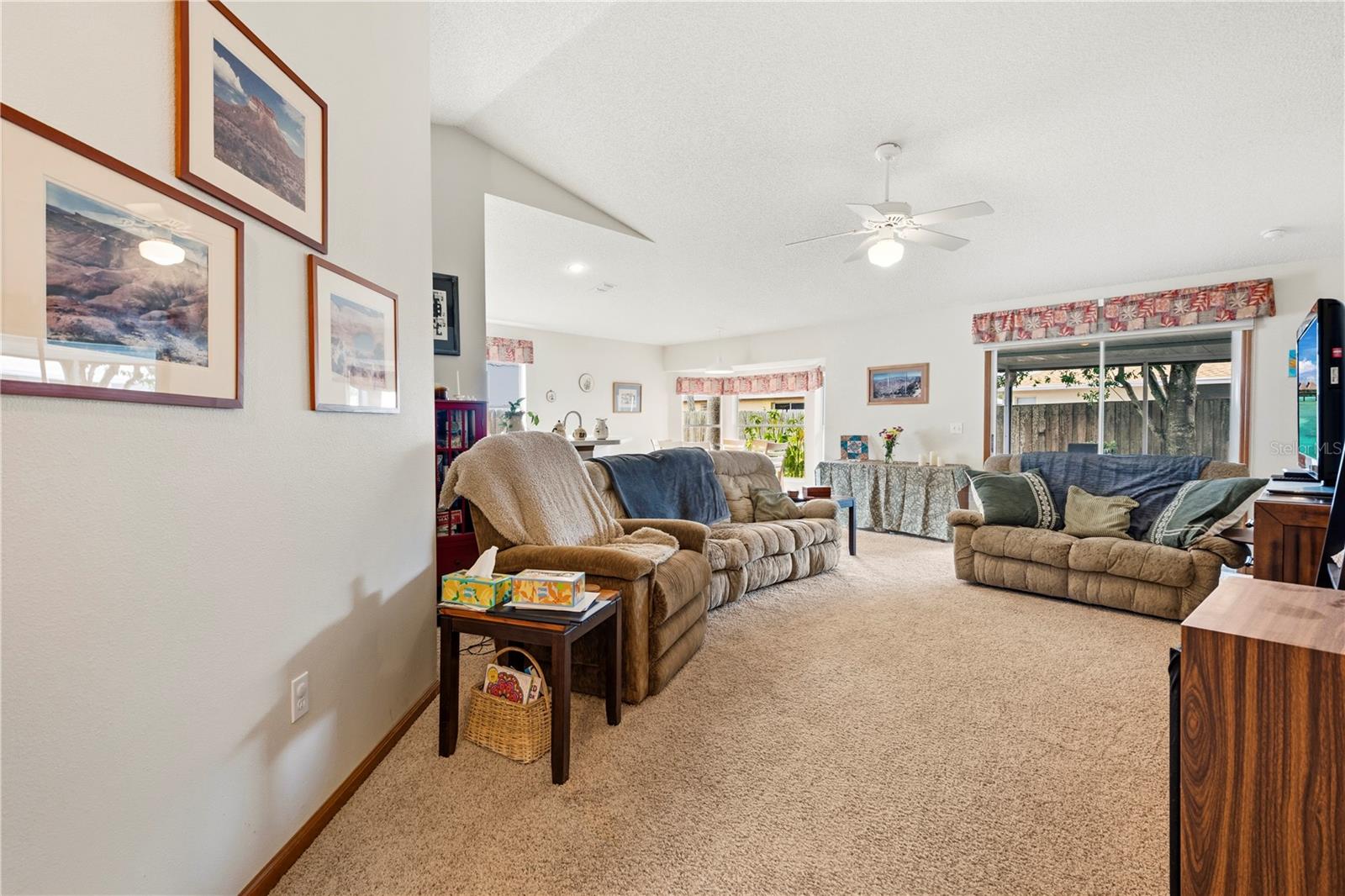 6937 42 Ct, Sarasota, FL 34243 photo