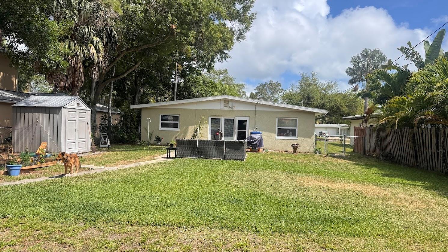 559 Villagrande Ave, Saint Petersburg, FL 33707 photo